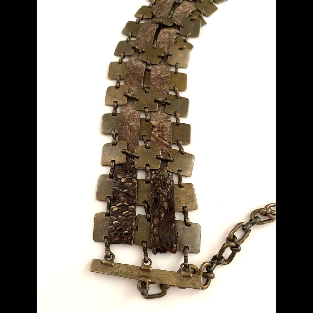 Metal Chain Statement Belt - Picture 4 of 4